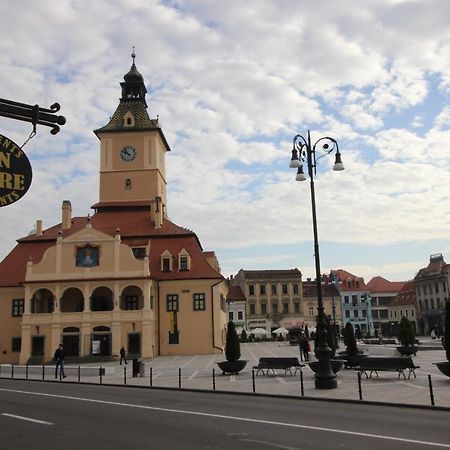 Main Square Apartments & More Brasov Luaran gambar