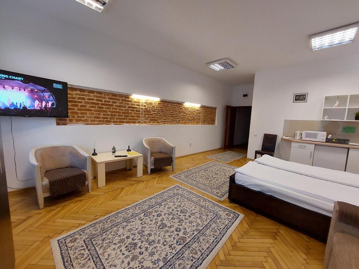 Main Square Apartments & More Brasov Luaran gambar