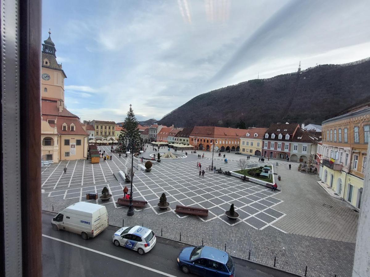 Main Square Apartments & More Brasov Luaran gambar