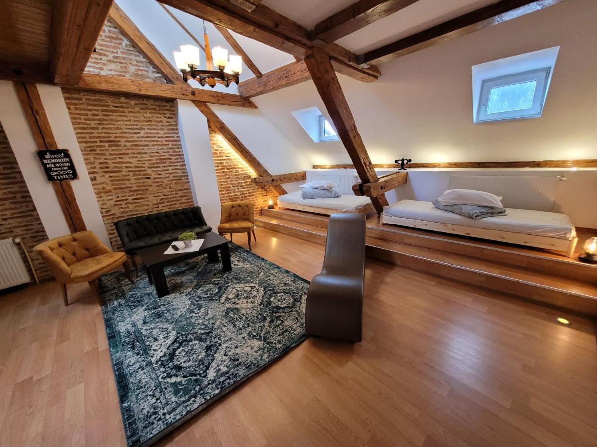 Main Square Apartments & More Brasov Luaran gambar