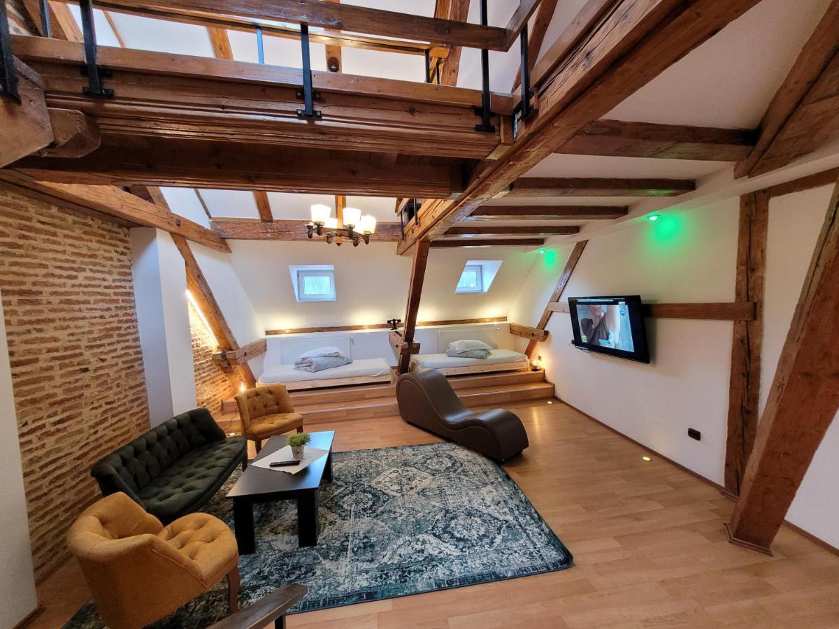 Main Square Apartments & More Brasov Luaran gambar