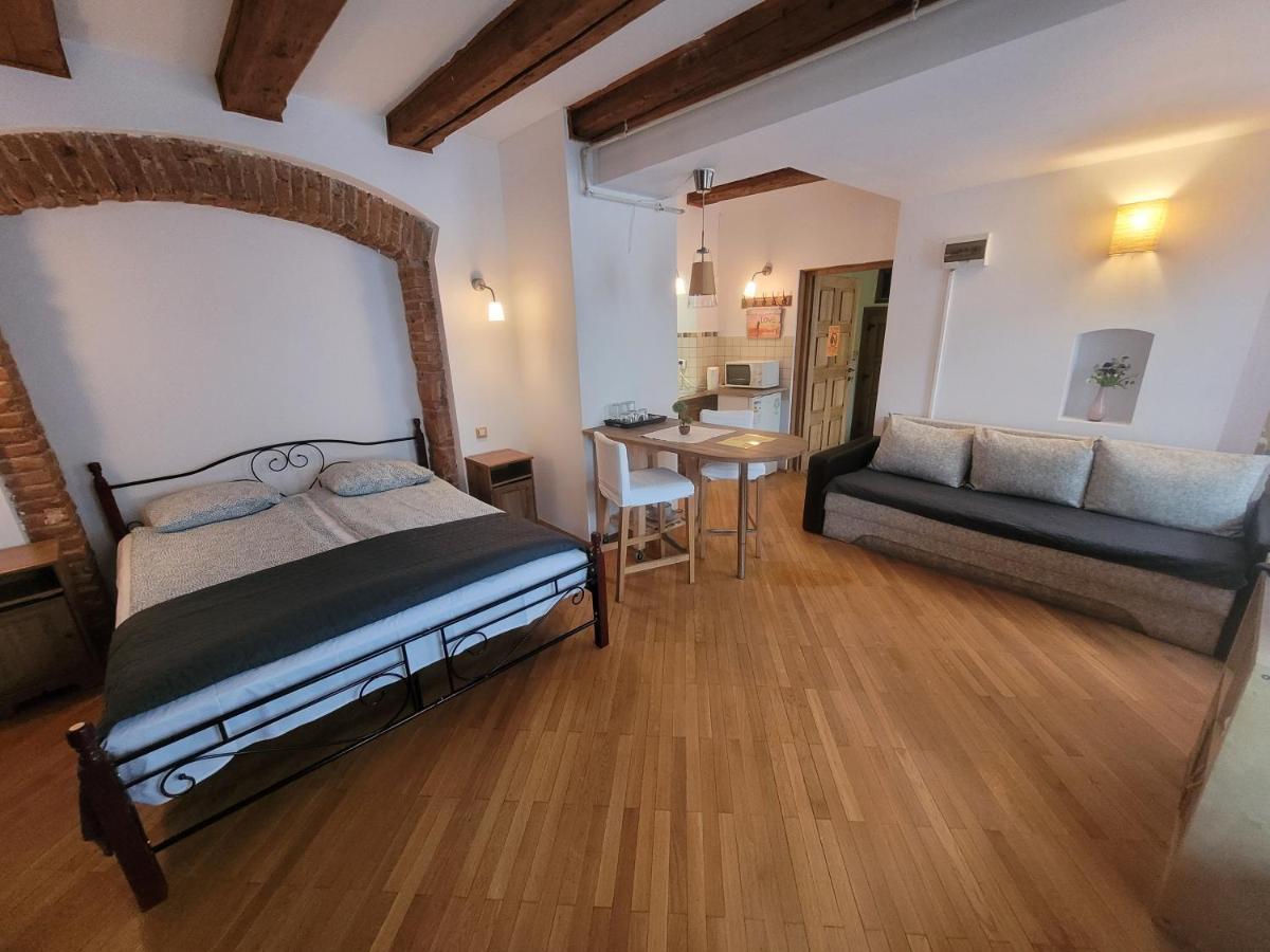 Main Square Apartments & More Brasov Luaran gambar