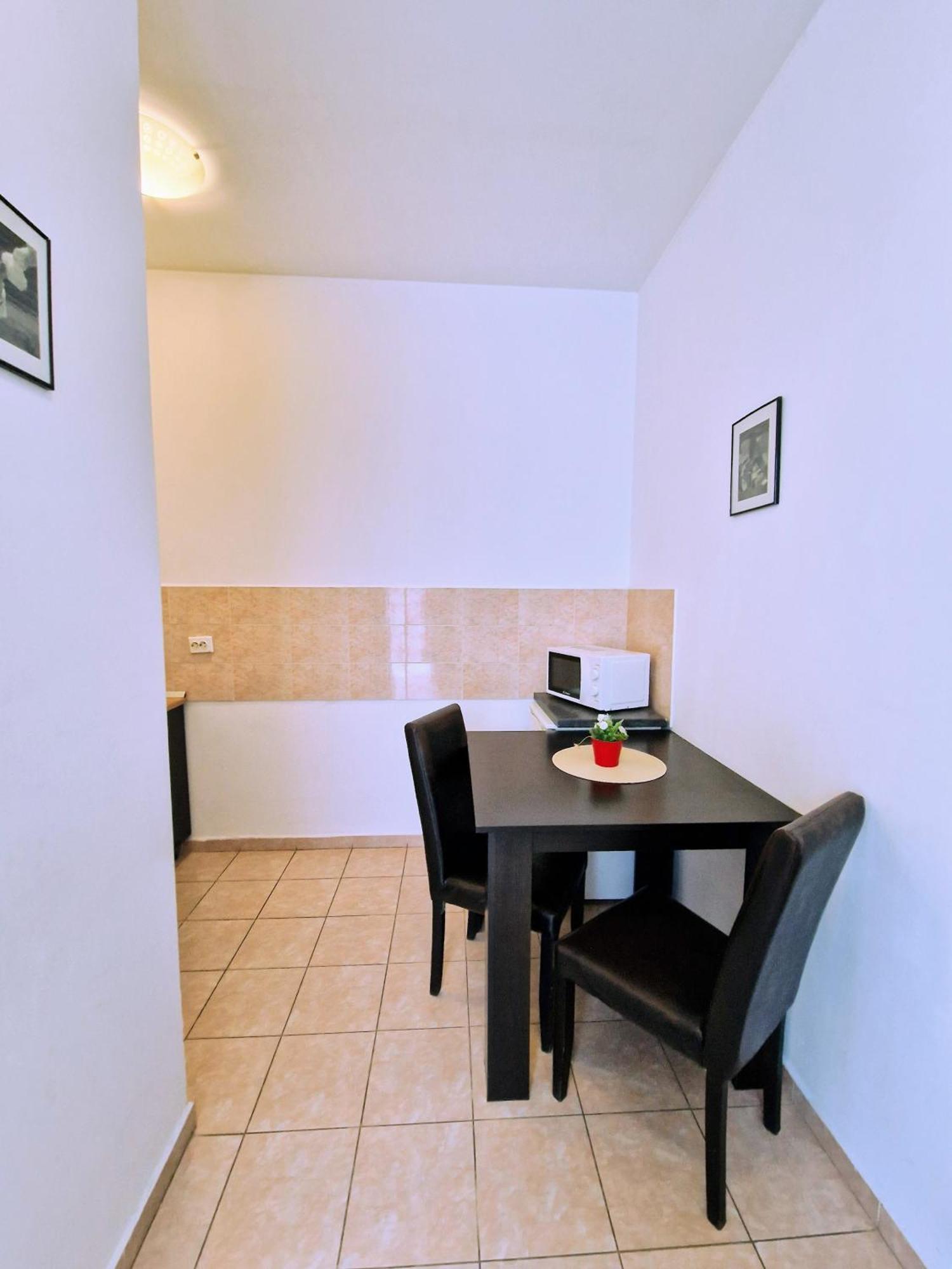 Main Square Apartments & More Brasov Luaran gambar