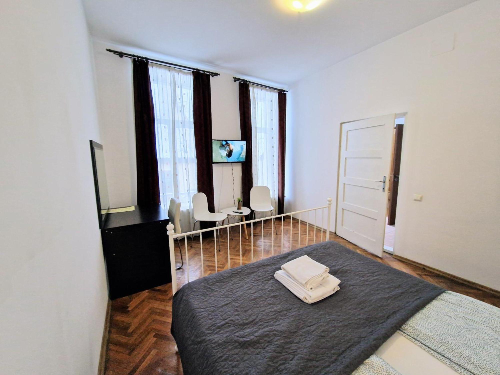 Main Square Apartments & More Brasov Luaran gambar