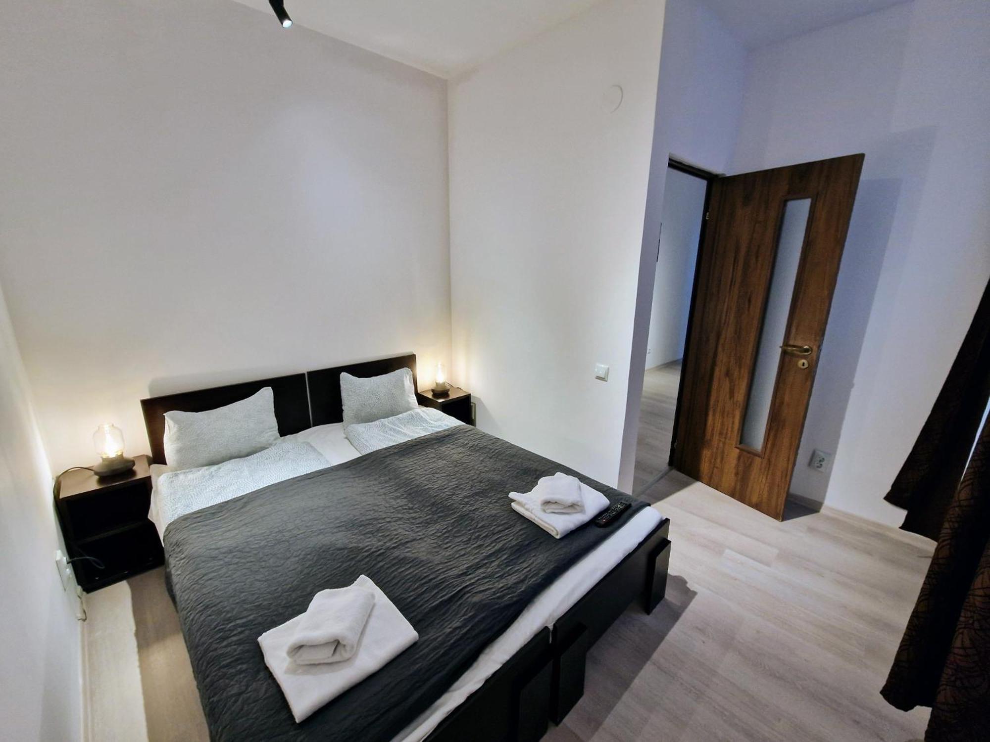 Main Square Apartments & More Brasov Luaran gambar