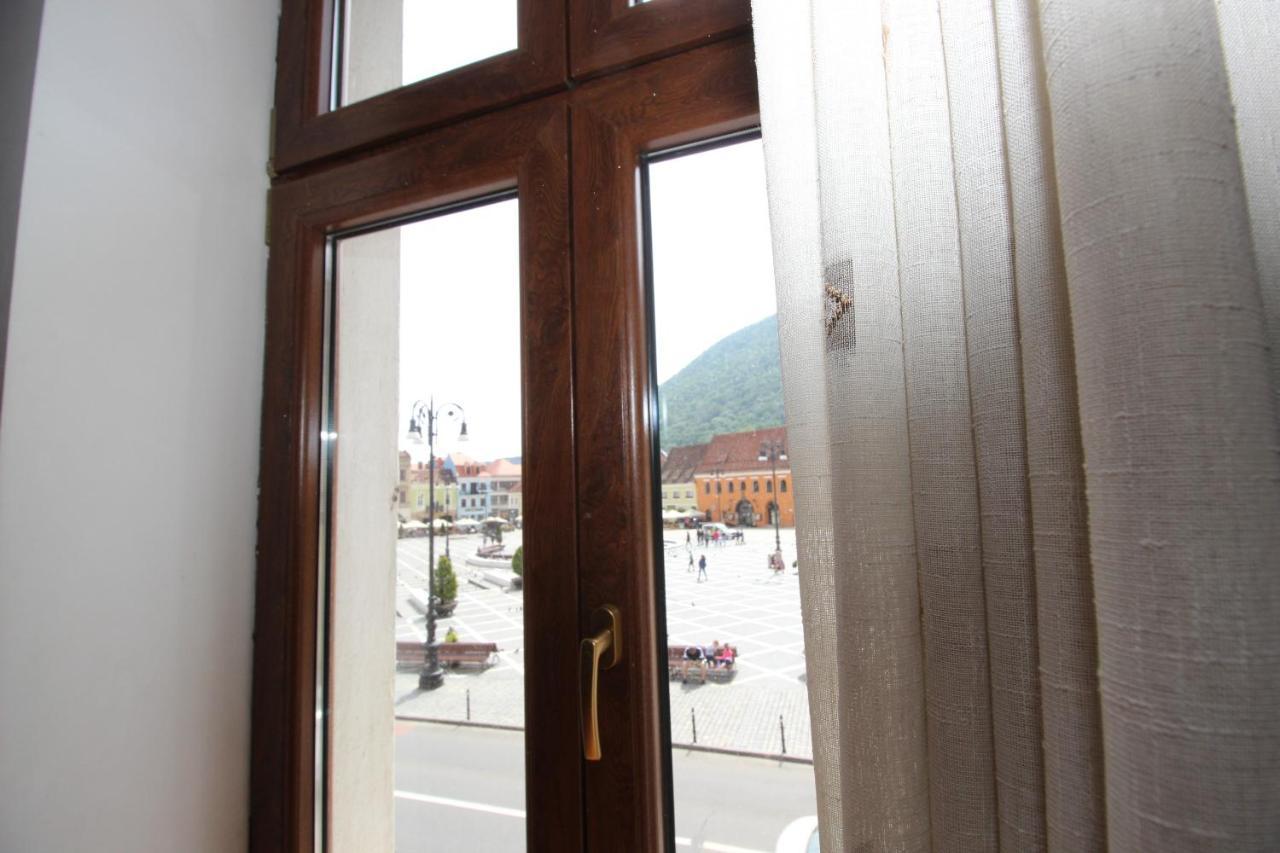 Main Square Apartments & More Brasov Luaran gambar